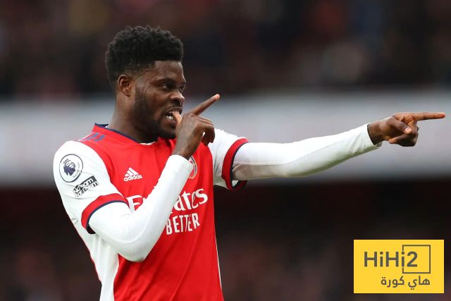 من سيكون بديل فيغا في الأهلي ؟