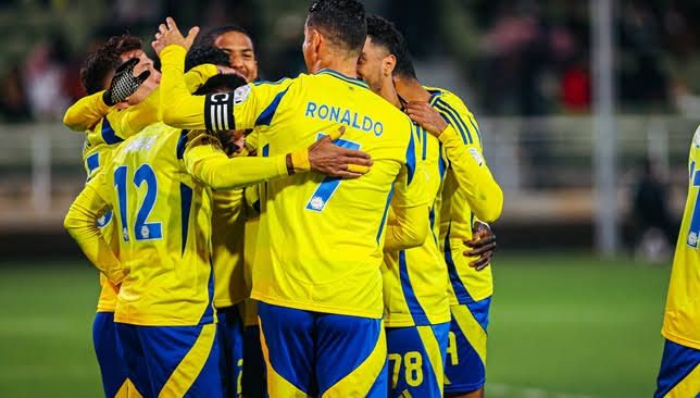 النصر يقدم عرضه الأول لضم مدافع فينورد