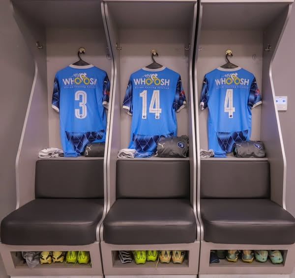 شاهد غرف ملابس الزمالك وبيراميدز باستاد القاهرة قبل نهائى كأس مصر