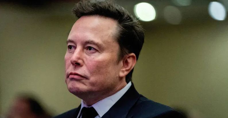 إيلون ماسك يهاجم خطة ترامب الضريبية