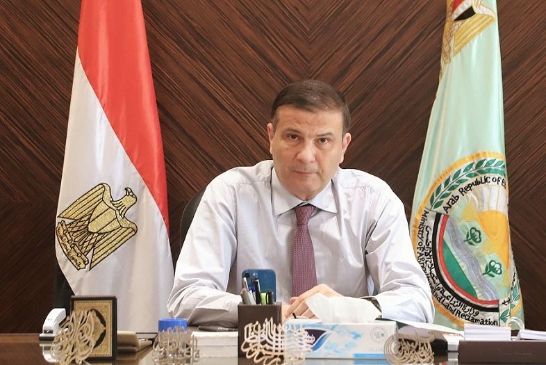 وزير الزراعة يتابع أعمال لجان المرور على شوادر بيع الأضاحي…