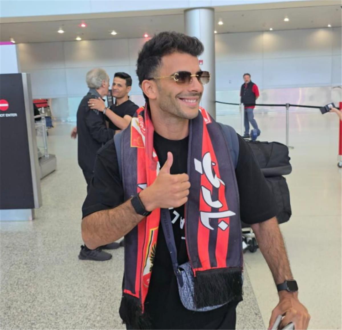 بوشاح “نادي القرن”.. زيزو يصل ميامي للانضمام إلى الأهلي في كأس العالم للأندية