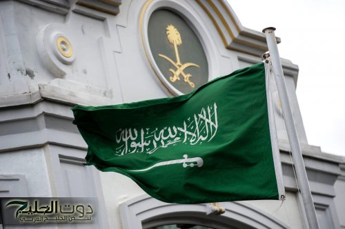 السعودية تجبر الأجانب على زي موحد ومنعهم من لبس الثوب السعودي.. السبب؟