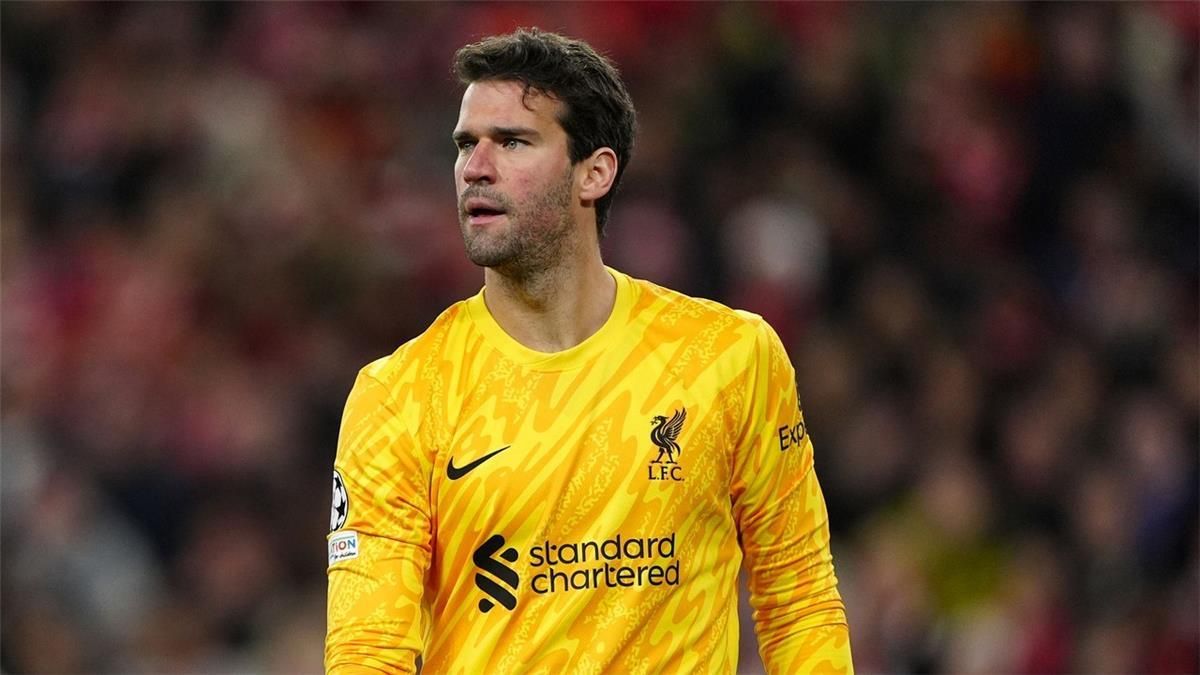 أليسون يتحدث عن مستقبله مع ليفربول.. ويكشف موقفه من العودة إلى الدوري البرازيلي