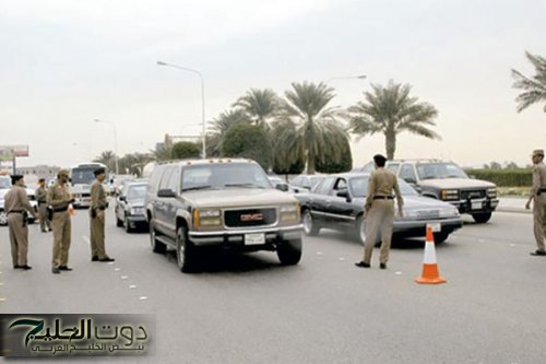 صدمة للمواطنين والمقيمين .. مرور جدة يبدأ حجز السيارات حتى لو كانت واقفة عند باب البيت