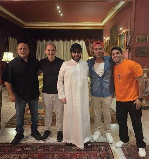 تركي آل الشيخ يروي كواليس زيارته لعادل إمام كشف المستشار تركي آل الشيخ رئيس الهيئة العامة للترفيه بالمملكة العربية السعودية عن قيامه بزيارة للنجم الكبي إقرأ المزيد