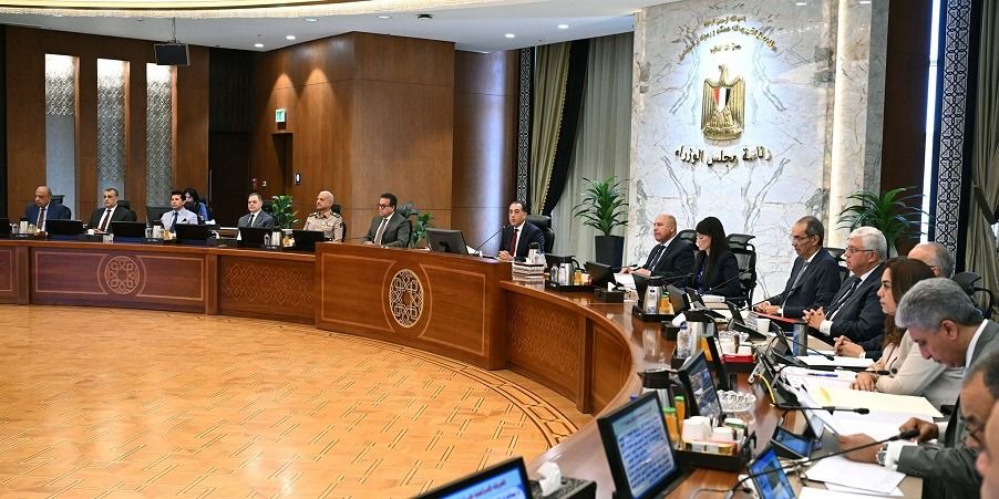 مصر توافق على عرض “ستيت جريد” الصينية لتنفيذ…