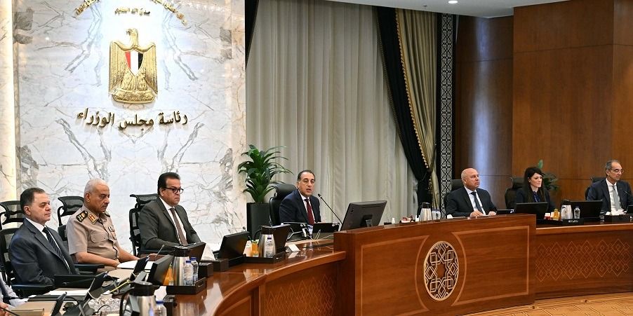 الحكومة تخصص 26 ألف فدانا بالجيزة لاستخدامها في إقامة مدينة…