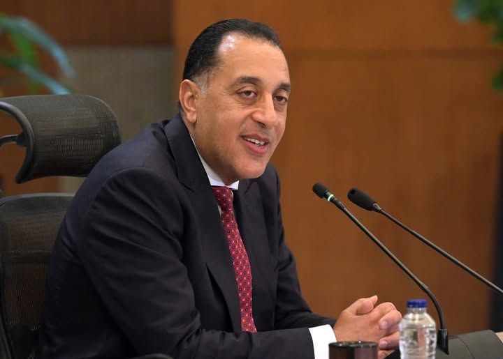 مدبولي: أداء الاقتصاد المصري صامد رغم الأزمات.. والدولة…