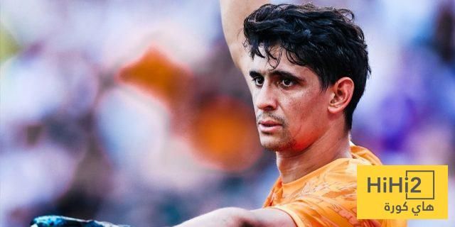 ” كارثة وفضيحة من فيفا! “.. جماهير الهلال تستنكر تجاهل بونو