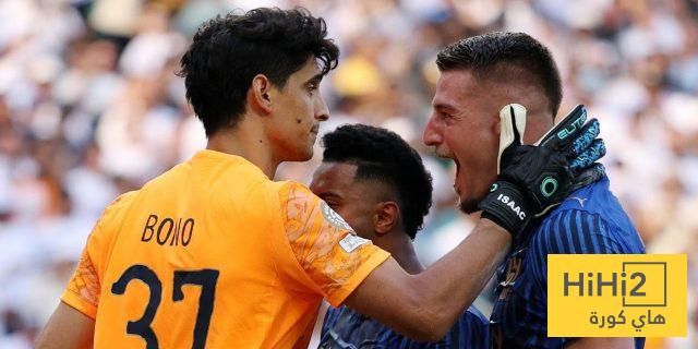 الساحر الأفريقي ينقذ الهلال أمام ريال مدريد !