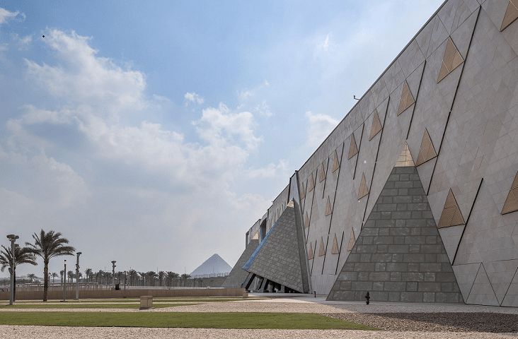 مدبولي: نأمل في افتتاح المتحف المصري الكبير بالربع الأخير من…
