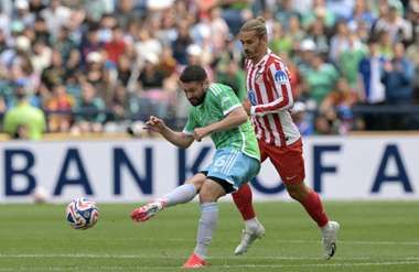 أتلتيكو مدريد يستعيد توازنه بالفوز على سياتل