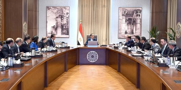 مدبولي: مستمرون في توفير مخزون آمن من الأدوية والمستلزمات…