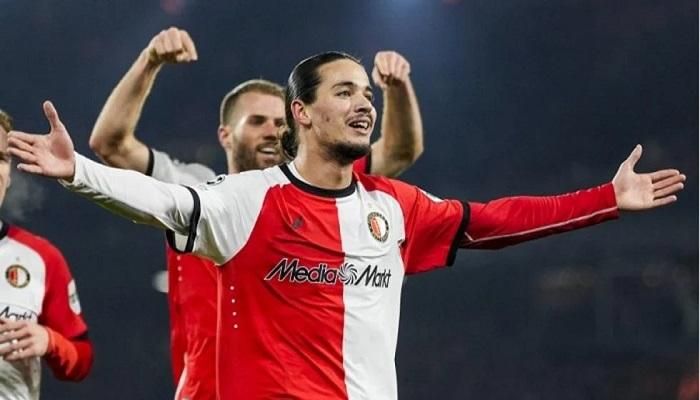 للتوقيع مع أنيس حاج موسى.. فينورد يصدم بنفيكا بشرط صارم