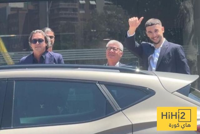 صورة: خوان غارسيا يصل إلى مكاتب برشلونة