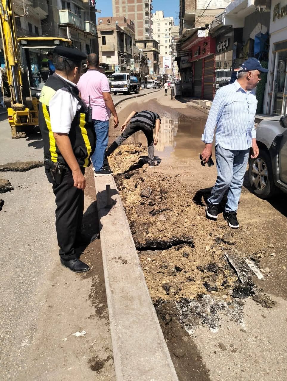 مياه الغربية ترفع حالة الطوارئ بعد كسر في خط طرد ببسيون