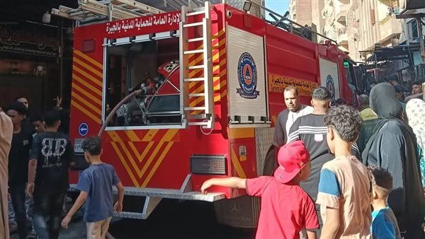 انفجار أسطوانة غاز وراء حريق سوق فيصل.. صور