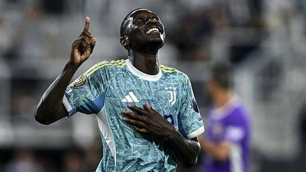 صراع إنجليزي على كولو مواني بعد تألقه مع يوفنتوس