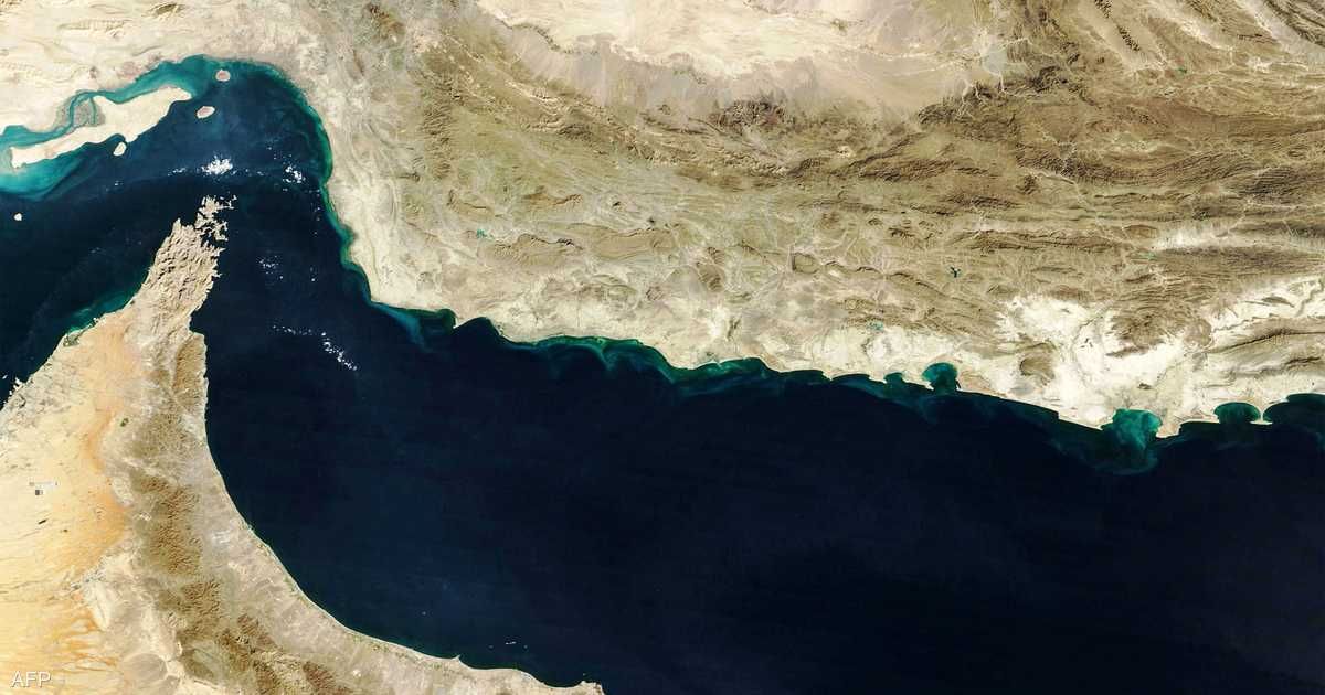 العالم اليوم - البرلمان الإيراني يقرر إغلاق مضيق هرمز