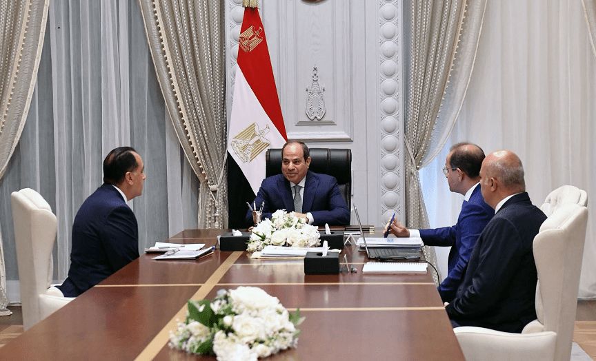 الرئيس السيسي: ضرورة اتخاذ الاحتياطات المالية والسلعية في ظل…