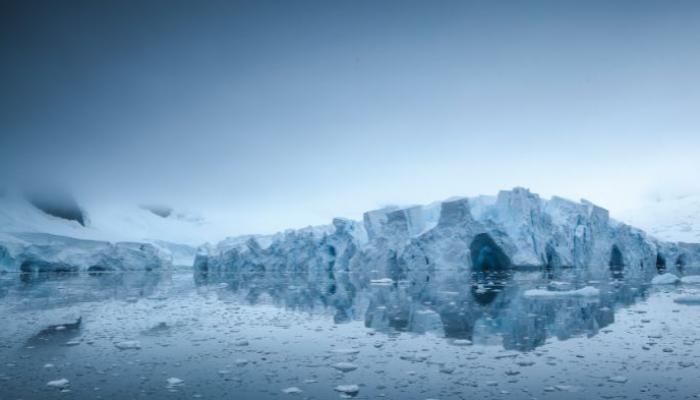 دراسة صادمة.. ذوبان الجليد سيستمر لقرون