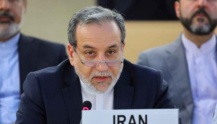 أول تعليق إيراني على الهجمات الأمريكية: نحتفظ بكل خيارات الرد