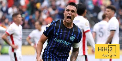 أرقام مارتينيز أمام أوراوا ريدز