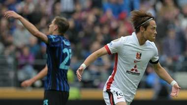 بالصور.. إنتر ميلان يعاقب أوراوا في الوقت القاتل