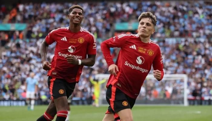 قميص راشفورد يشعل ثورة جماهير مانشستر يونايتد ضد غارناتشو