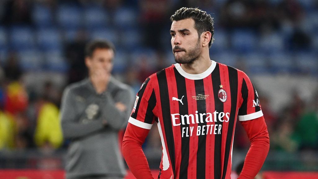 الصفقة تقترب.. الهلال يقنع ثيو هيرنانديز بالانتقال إلى صفوفه