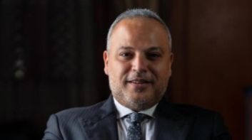 عاجل: حديث مع صغير من ذوي الهمم يضع تامر عبدالمنعم في صدارة المشهد