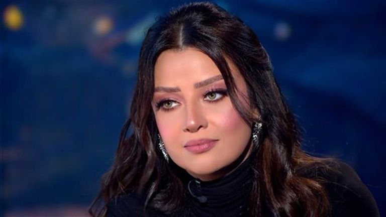 عاجل: برنامج رضوى الشربيني «هي وبس» ينطلق بحلة جديدة