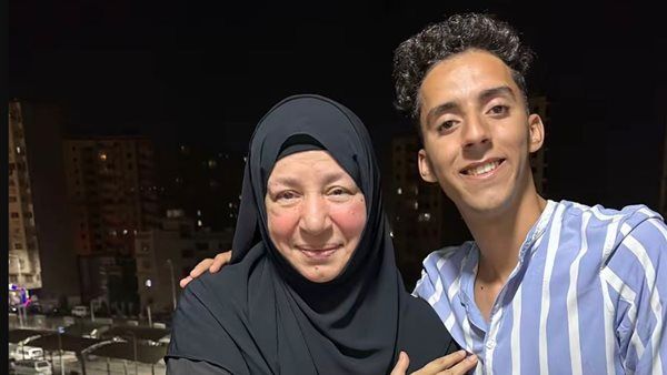 عاجل: عبلة كامل تتصدر الترند على تيك توك بعد ظهور نادر (صور)