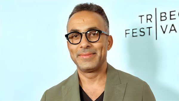 عاجل: بعد حصول فيلم هابي بيرث داي على جوائز مهرجان تريبيكا .. أحمد الدسوقي يظهر مع منى الشاذلي