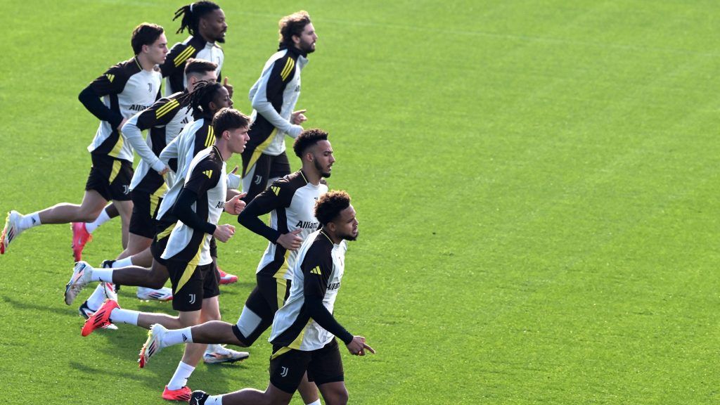 عاجل: ناد إنجليزي يخطط لصفقة مزدوجة من يوفنتوس