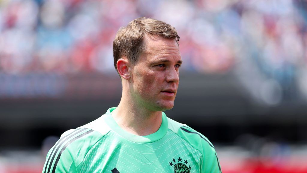 عاجل: نوير يهاجم لاعبي البايرن بعد طعنة بنفيكا