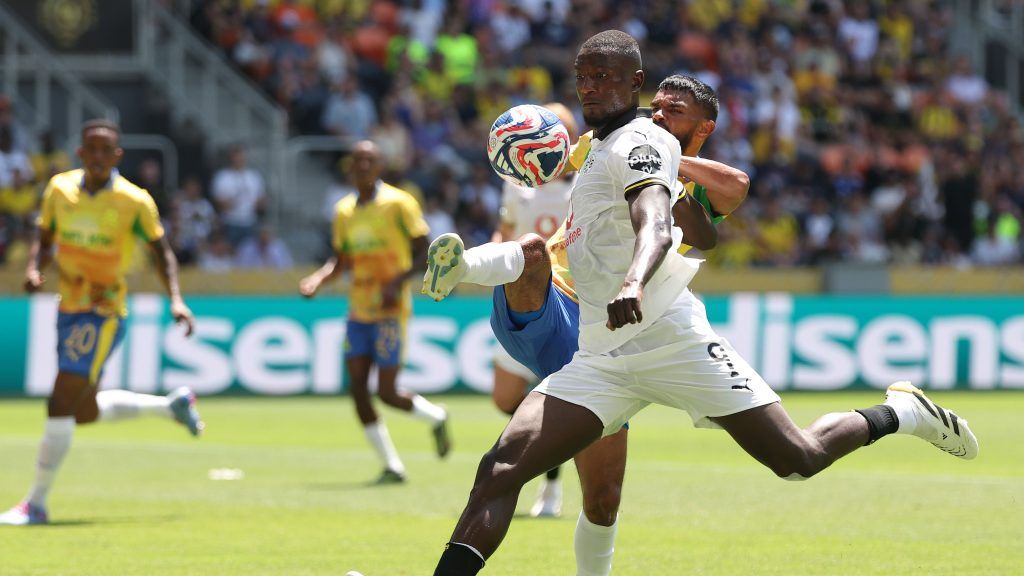 عاجل: جيراسي يقود هجوم دورتموند أمام أولسان