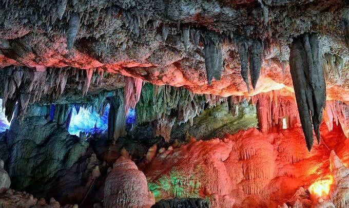 عاجل: كهف سنور.. جوهرة جيولوجية مدفونة في قلب بني سويف