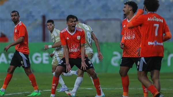 ياسين مرعي محور صراع بين الأهلي والزمالك.. واللاعب يترقب قرار فاركو