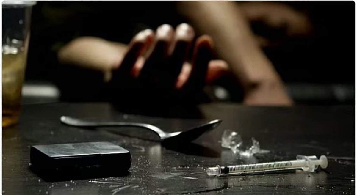 عاجل: الإدمان ليس اضطرابا نفسيا ويحتاج إلى علاج طويل المدى