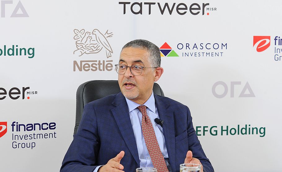 مصر تسعى لتوظيف موقعها الجغرافي لمرور 20% من حركة التجارة…