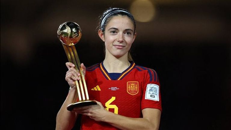 عاجل: التهاب السحايا الفيروسي يهاجم «أفضل لاعبة في العالم»