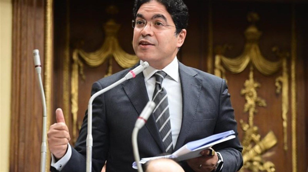 عاجل: داود مهاجمًا الحكومة: ما ينفق من مليارات على الطرق يذهب هباءً منثورًا