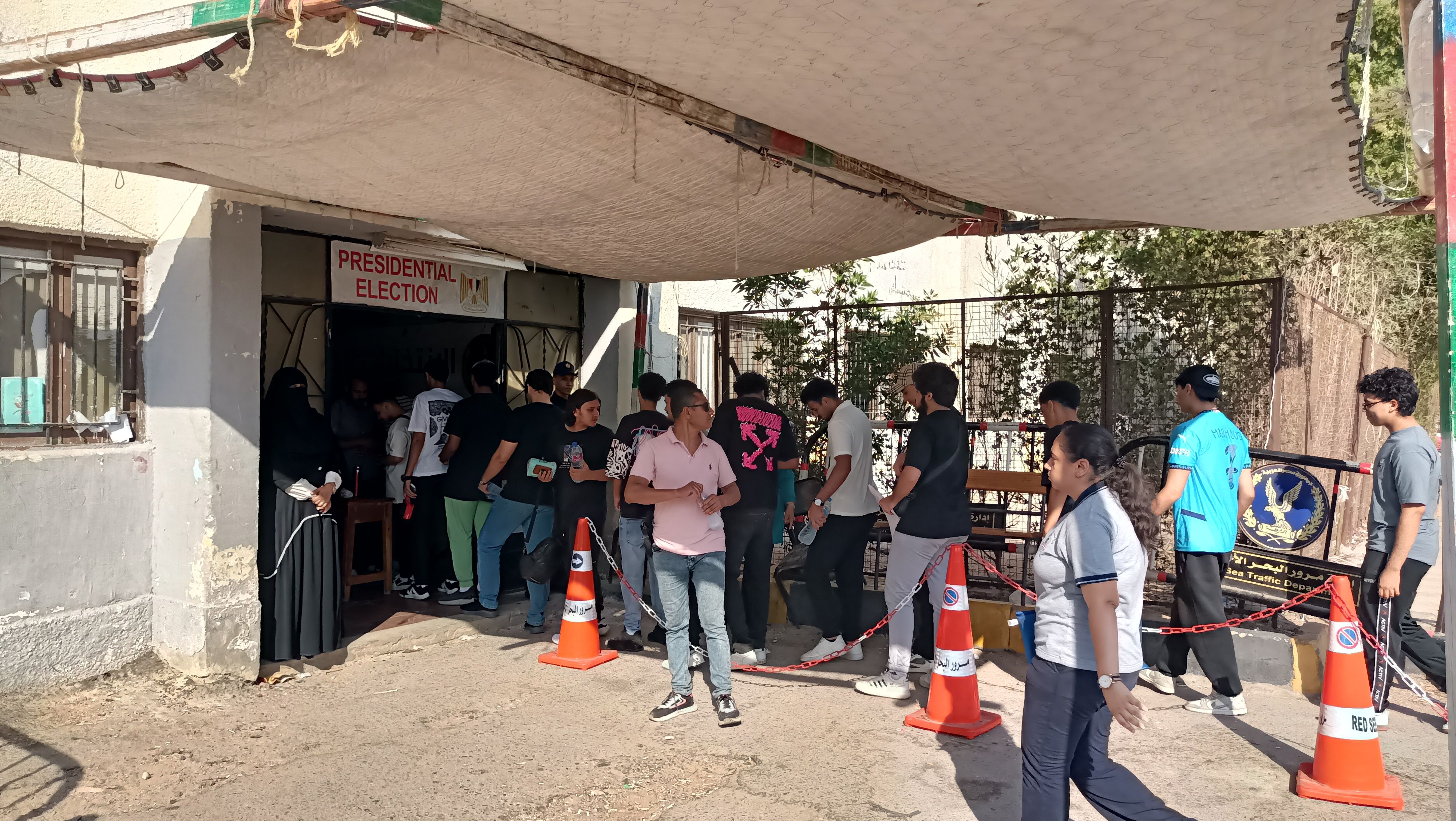 عاجل: 4154 طالبا يؤدون امتحان الإنجليزي للثانوية بالبحر الأحمر (فيديو)