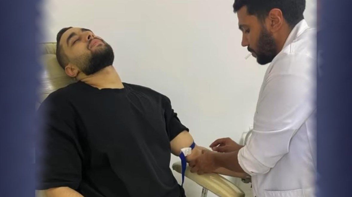 عاجل: بسبب “رفيوهات” المطاعم.. فود بلوجر شهير يعلن إصابته بفيروس الكبد