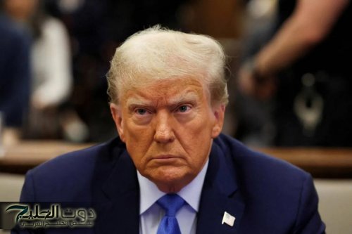 رجل دين إيراني بارز يوجه تهديداً غير مباشر بالقتل لترمب