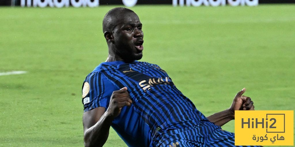 عاجل: بعد 6 محاولات فاشلة.. مدافع الهلال يثأر من إيدرسون