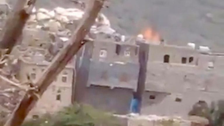 عاجل: جريمة حوثية جديدة.. هجوم على زعيم ديني في ريمة اليمنية