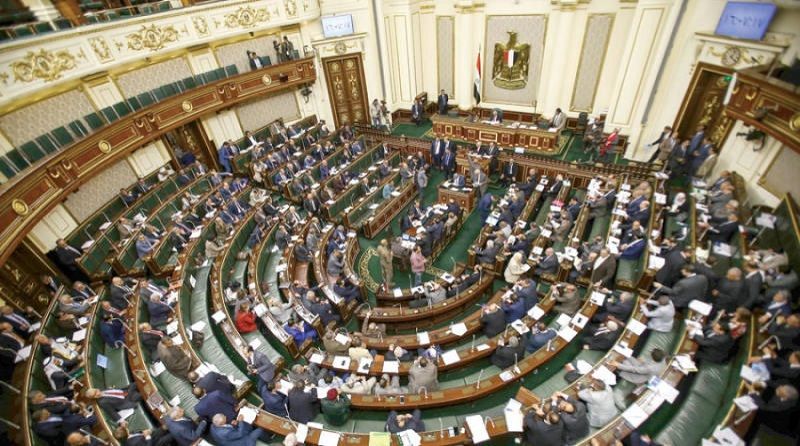 النواب يوافق نهائيا على مشروع قانون التصرف في أملاك الدولة…